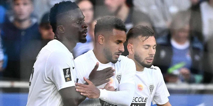 Liga Prancis 2024-2025: Strasbourg 1-1 Angers