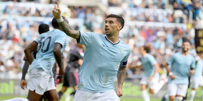 Serie A 24/25 : Lazio Pertahankan Posisi Di Papan Atas Klasemen