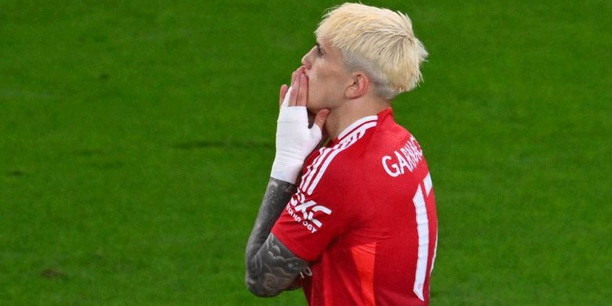 Dilirik Chelsea dan Arsenal, MU Patok Harga Tinggi Untuk Alejandro Garnacho