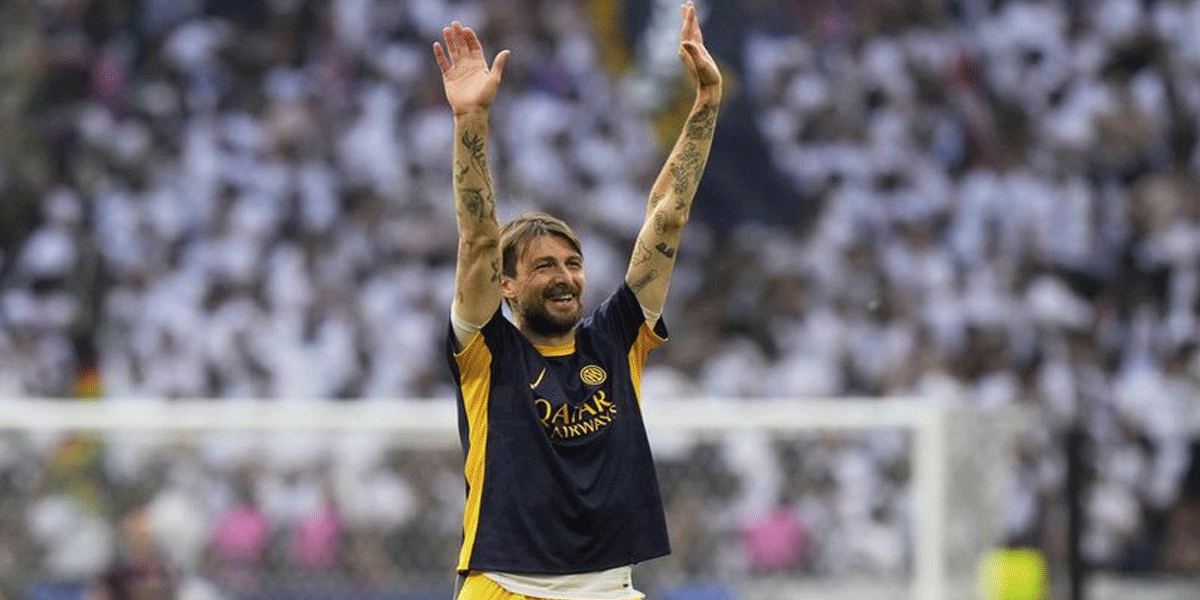 Sepatu Bolong, Trofi Bergengsi Kisah Unik Acerbi di Final Liga Champions