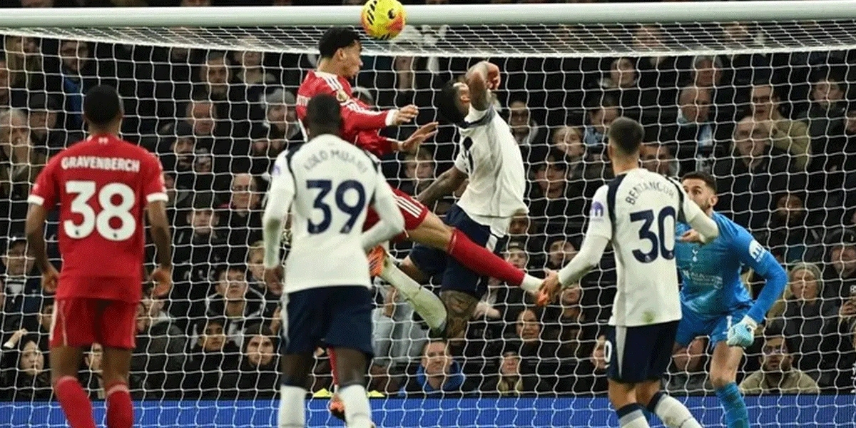 Pengakuan Jujur Ekitike Usai Duel Panas di Markas Tottenham