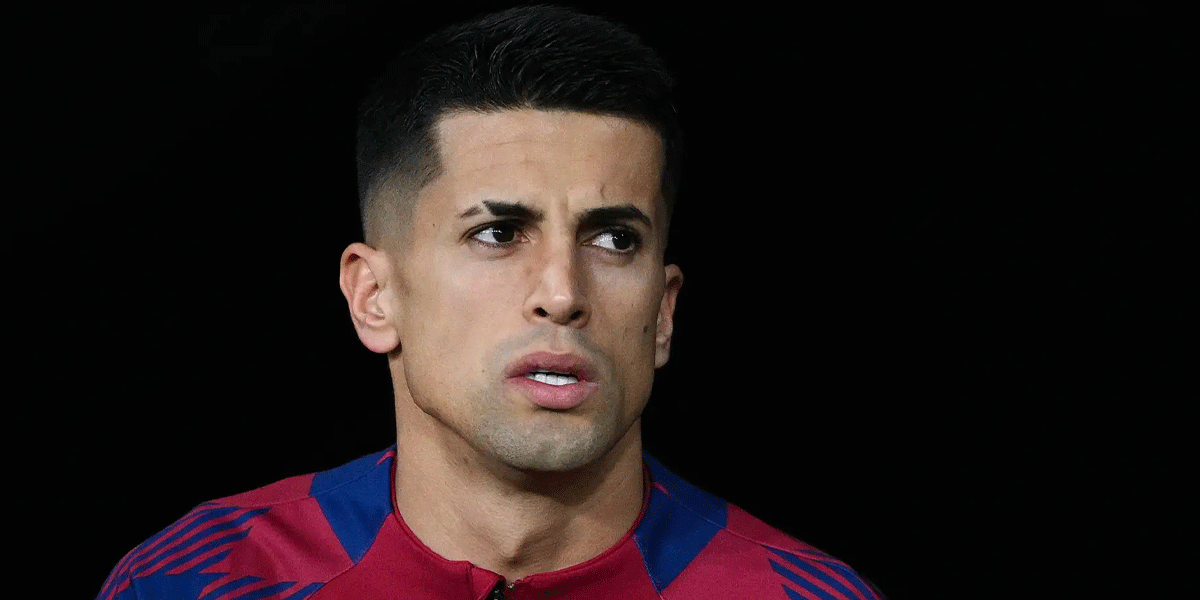 Reuni Joao Cancelo dengan Barcelona Bawa Keseimbangan di Lini Belakang